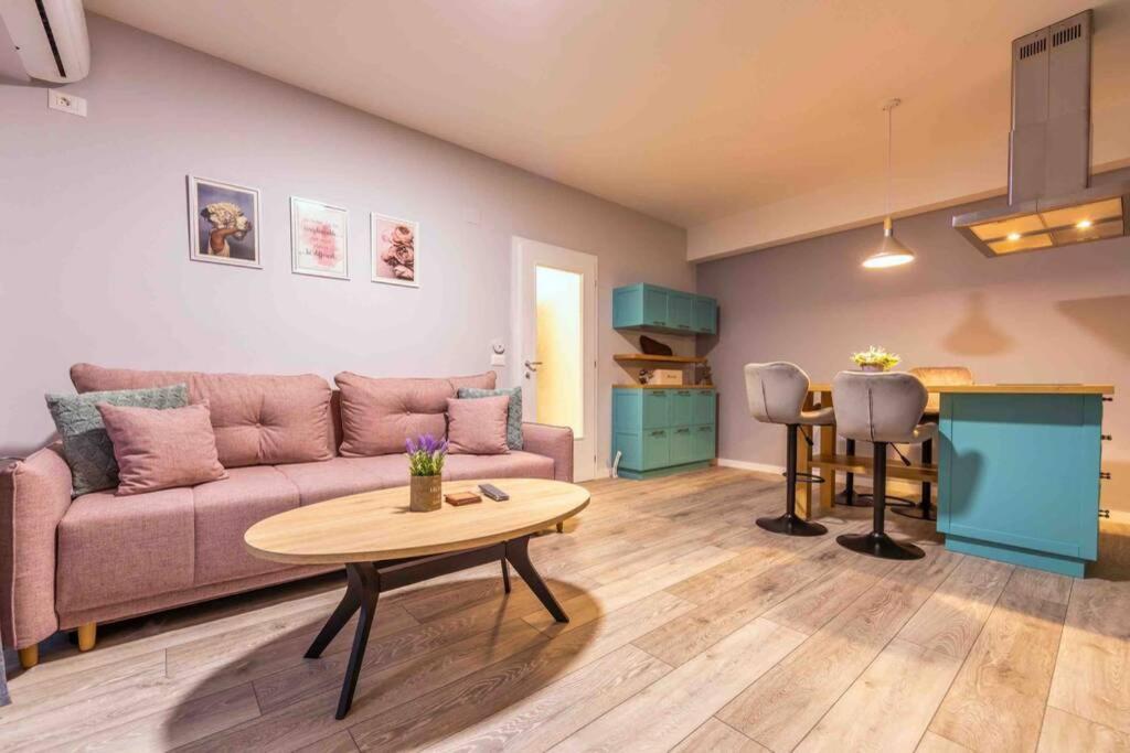 Apartment Dudanovski City Center - Apartment No. 4 โอครีด ภายนอก รูปภาพ